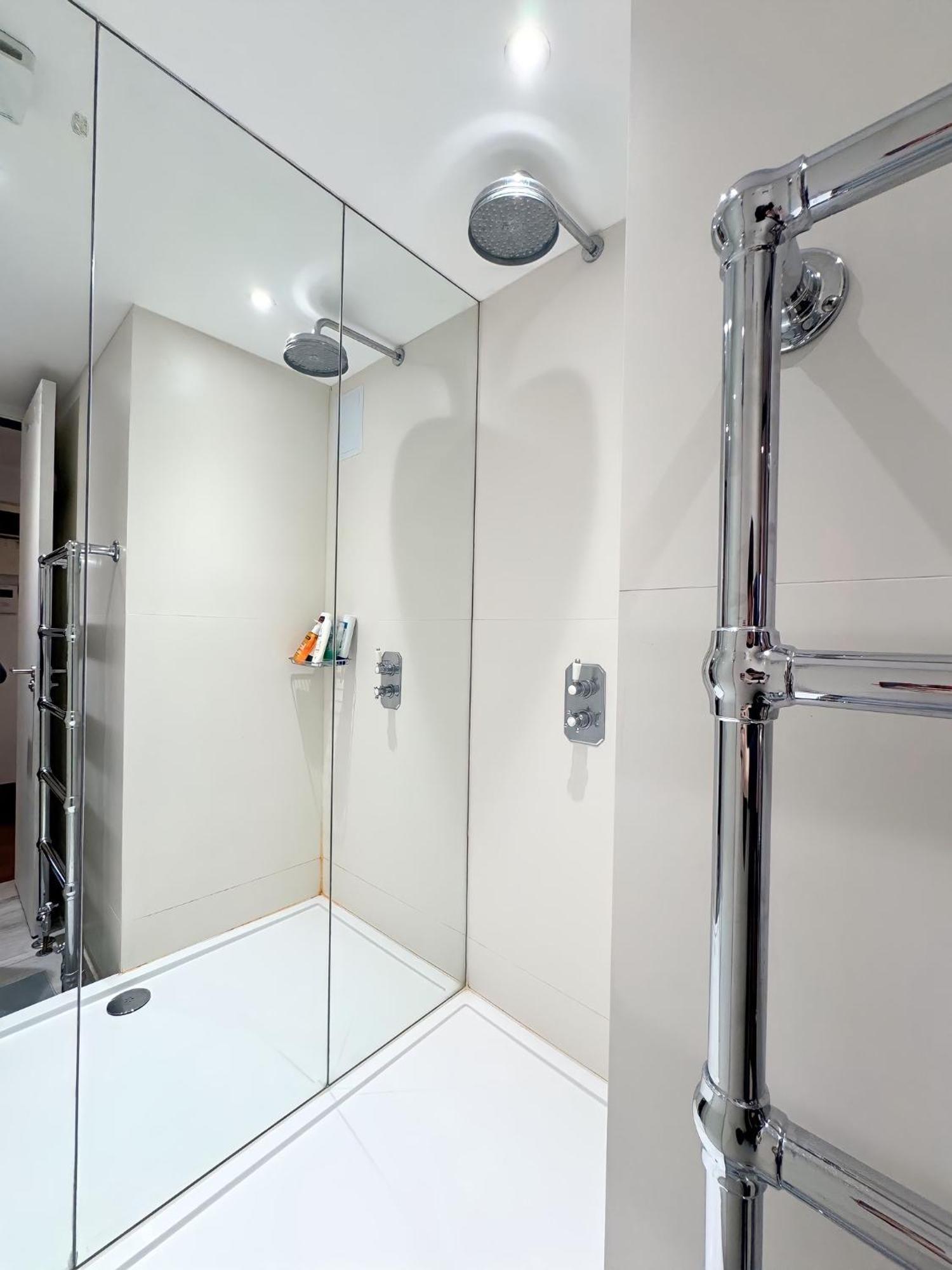 The Kensington Residences London Bagian luar foto